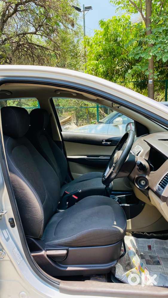 Hyundai I20 Sportz 1.2 Bs-iv, 2011, Petrol