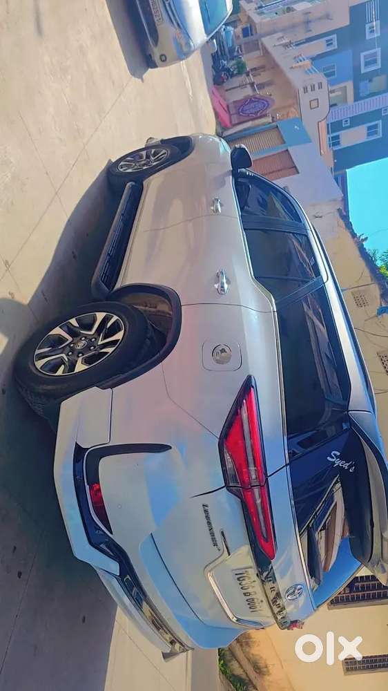 Toyota Fortuner Legender 4x4 2024
