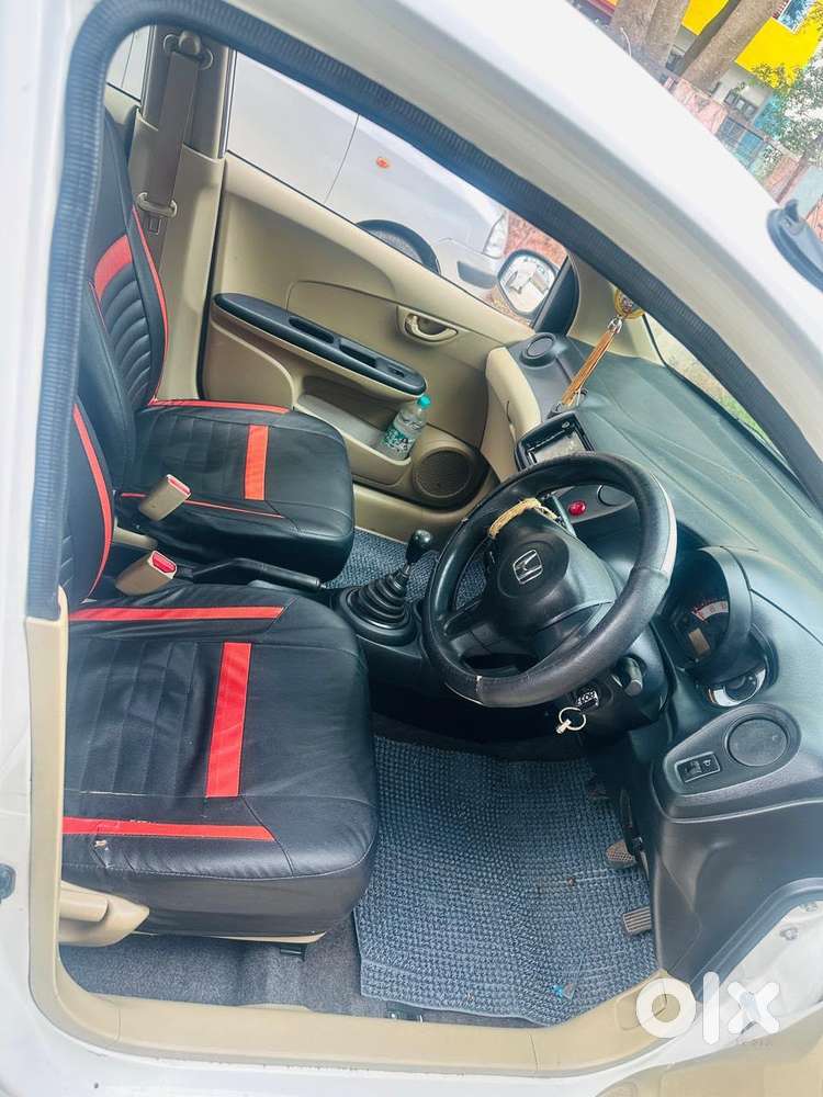 Honda Brio 1.2 E Mt, 2014, Petrol