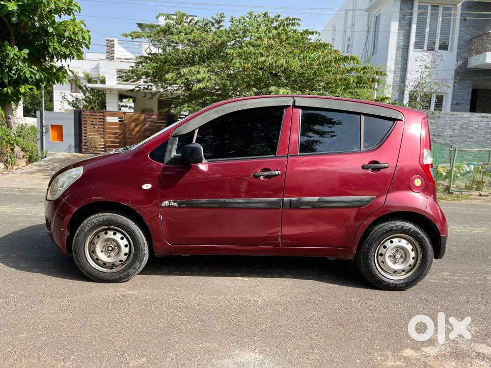Maruti Suzuki Ritz Lxi, 2011, Petrol