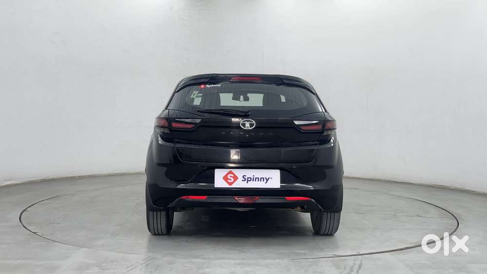 Tata Altroz 1.2 Xz Plus Dark Edition, 2021, Petrol