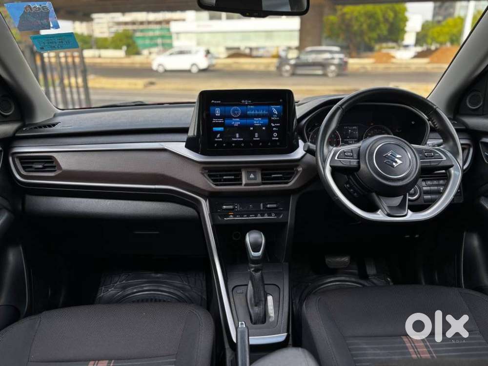Maruti Suzuki Brezza 1.5 Zxi At Smart Hybrid Dual Tone, 2022, Petrol