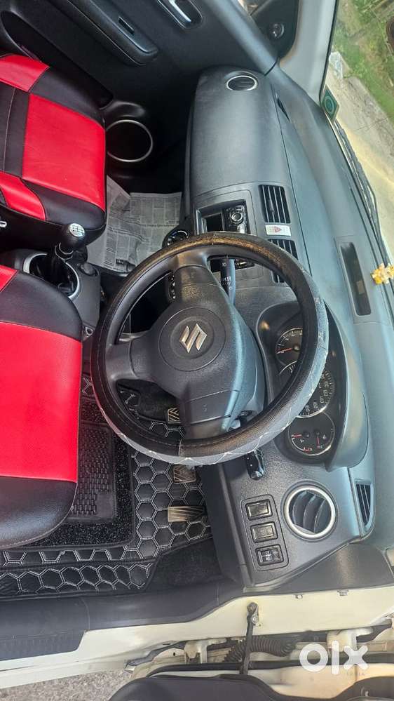 Maruti Suzuki Swift 2004-2010 1.3 Vxi, 2010, Petrol