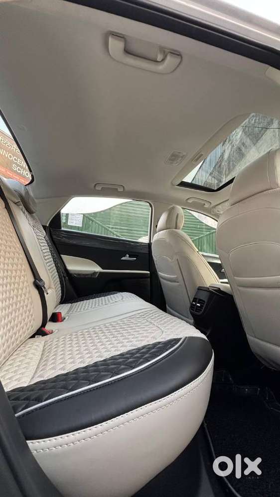 Hyundai Verna, 2023, Petrol