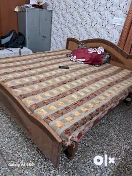 Double bed sale deals olx