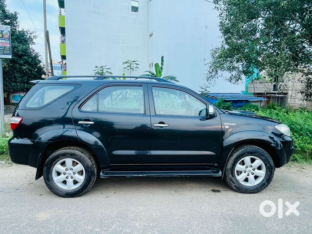 Toyota Fortuner 2010 Diesel