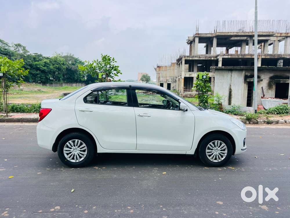 Maruti Suzuki Swift Dzire 1.2 Vxi Bsiv, 2018, Petrol