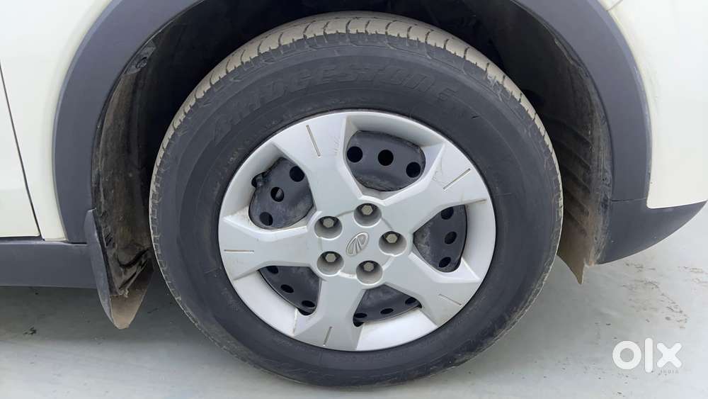 Mahindra Xuv300 1.2 W6 Amt Petrol, 2021, Petrol