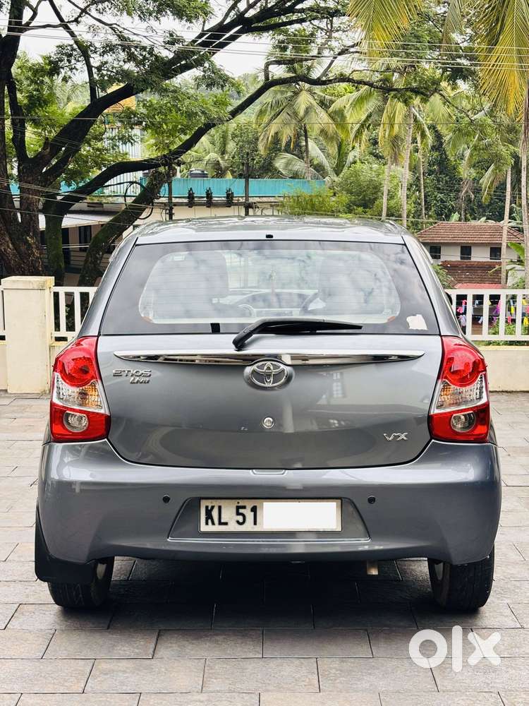 Toyota Etios Liva Vx, 2015, Petrol