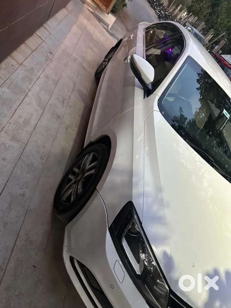 Volkswagen Jetta 2015 Diesel 141567 Km Driven