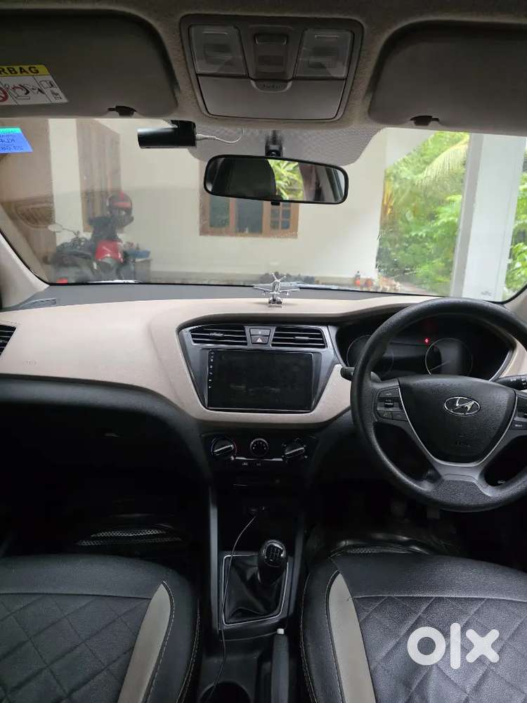 Hyundai I20 2016 Petrol Well Maintained.