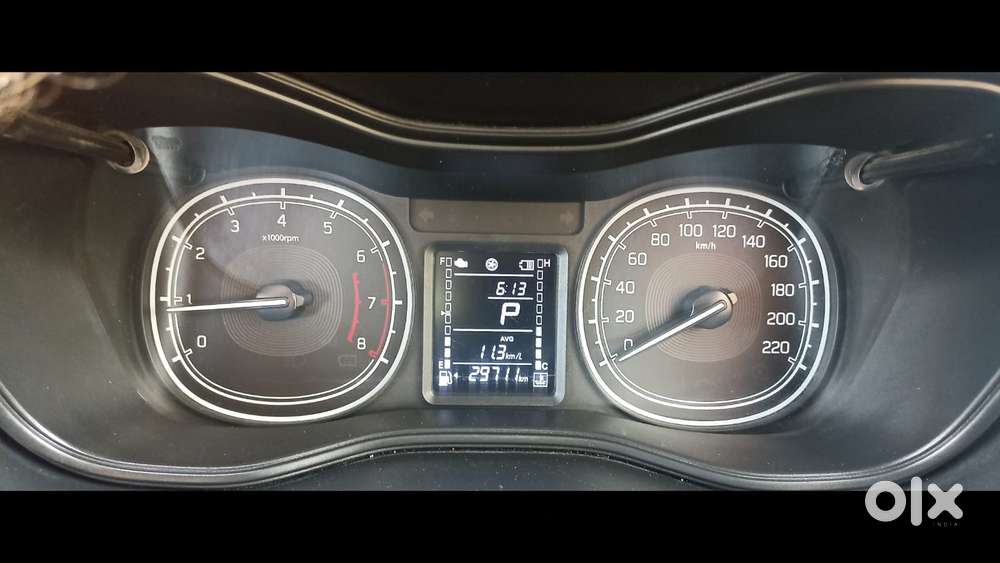Maruti Suzuki Brezza 1.5 Vxi At Smart Hybrid, 2022, Petrol