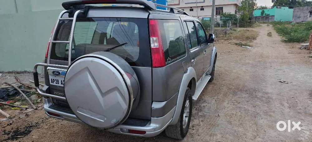 Ford Endeavour Thunder Plus