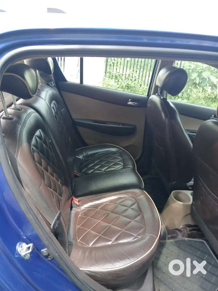 Hyundai I20 Spotz 2011 Car