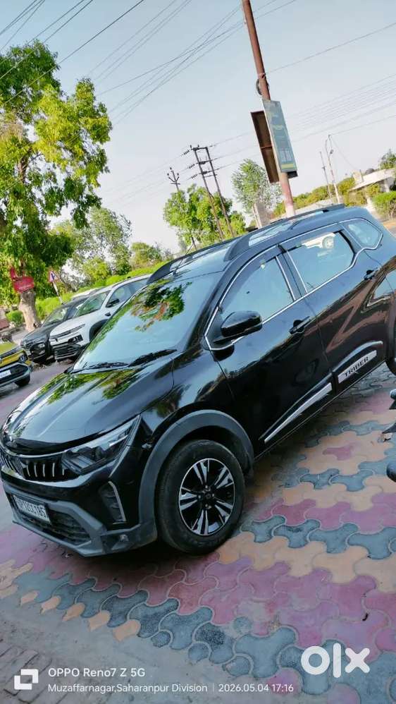 2025 Renault Triber Emotion | Top Model | 7 Seater | Black
