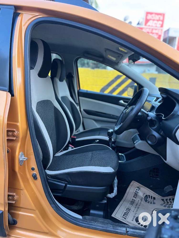 Renault Triber 1.0 Rxz Dual Tone, 2019, Petrol