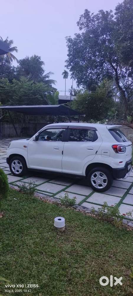 Maruti Suzuki S-presso Vxi Plus, 2022, Petrol