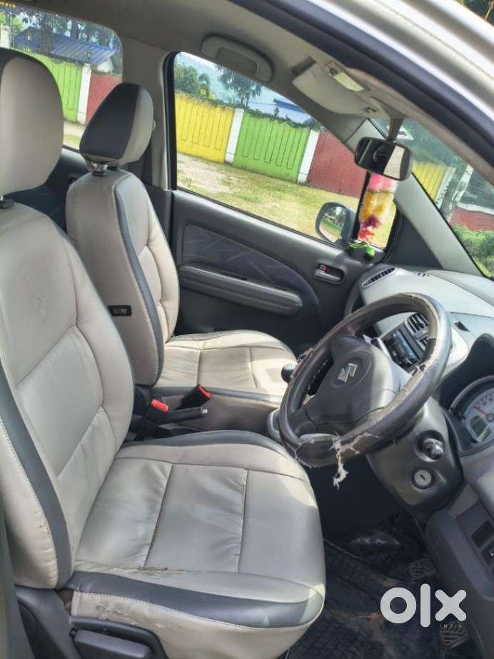 Maruti Suzuki Ritz Vxi, 2012, Petrol