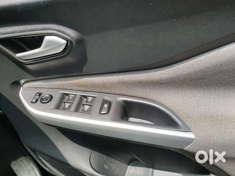 Nissan Magnite 1.0 Xv, 2023, Petrol