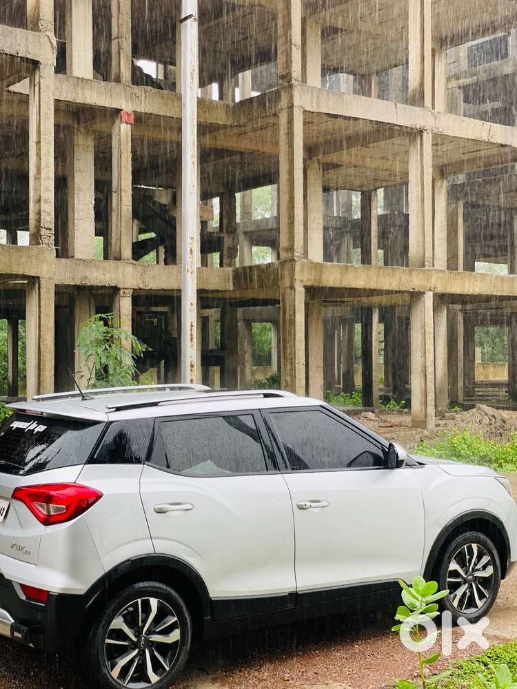 Xuv300 W8(o) Diesel, Led Bulbs Installed, Ceramic Coating,