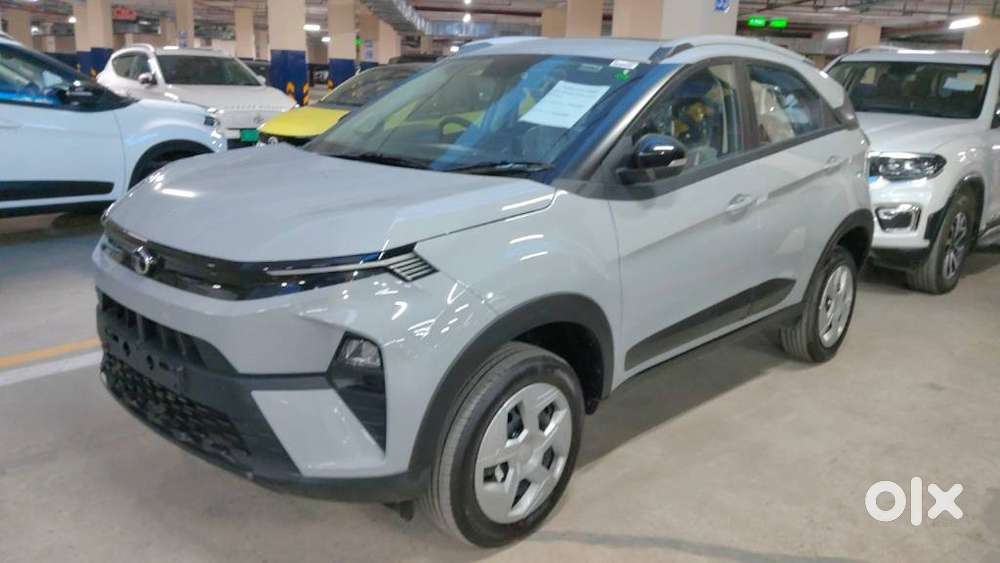 Tata Nexon Pure 1.2 S Revotron Petrol 6 Mt, 2026, Petrol