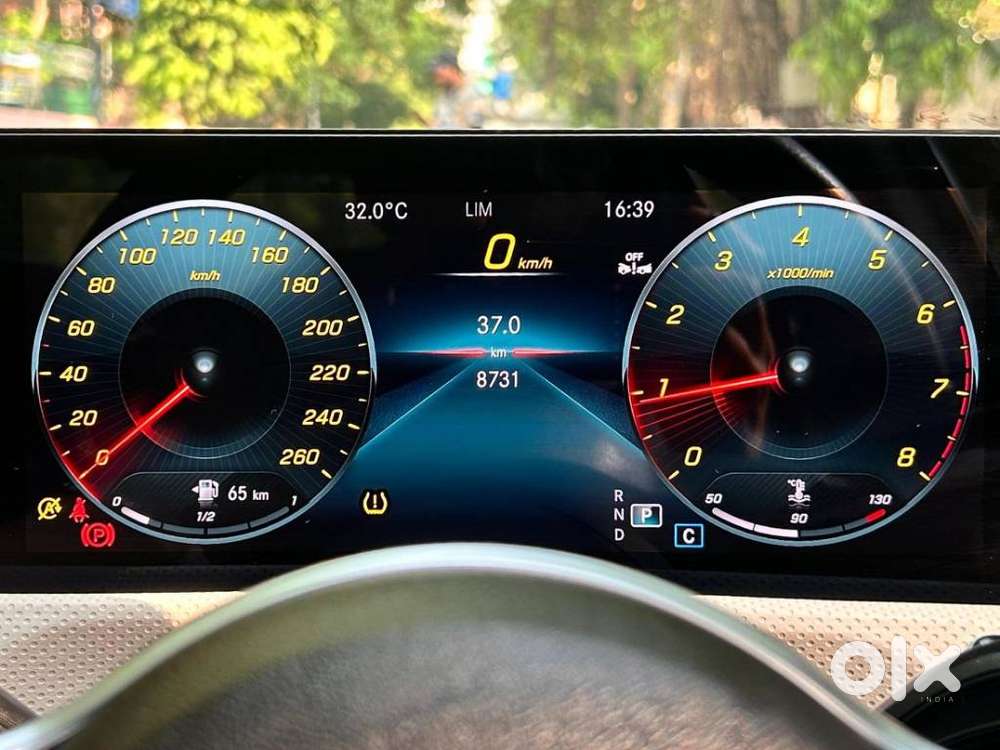 Mercedes-benz A-class Limousine 200, 2023, Petrol