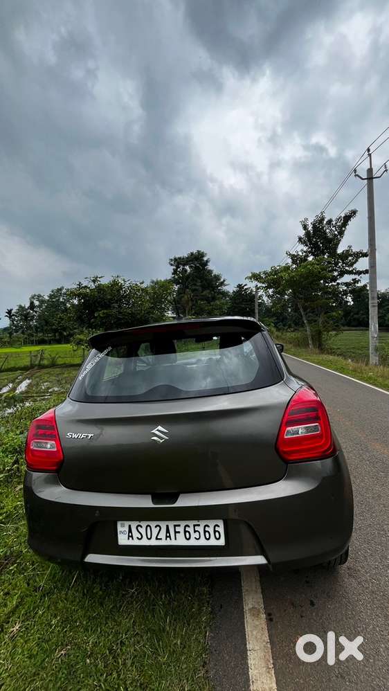 Maruti Swift Vxi 2021