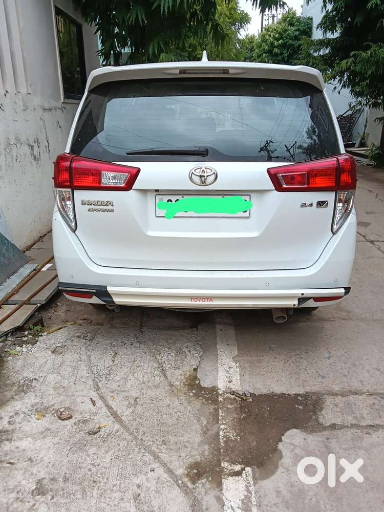 Toyota Innova Crysta 2.4 V, 2024, Diesel