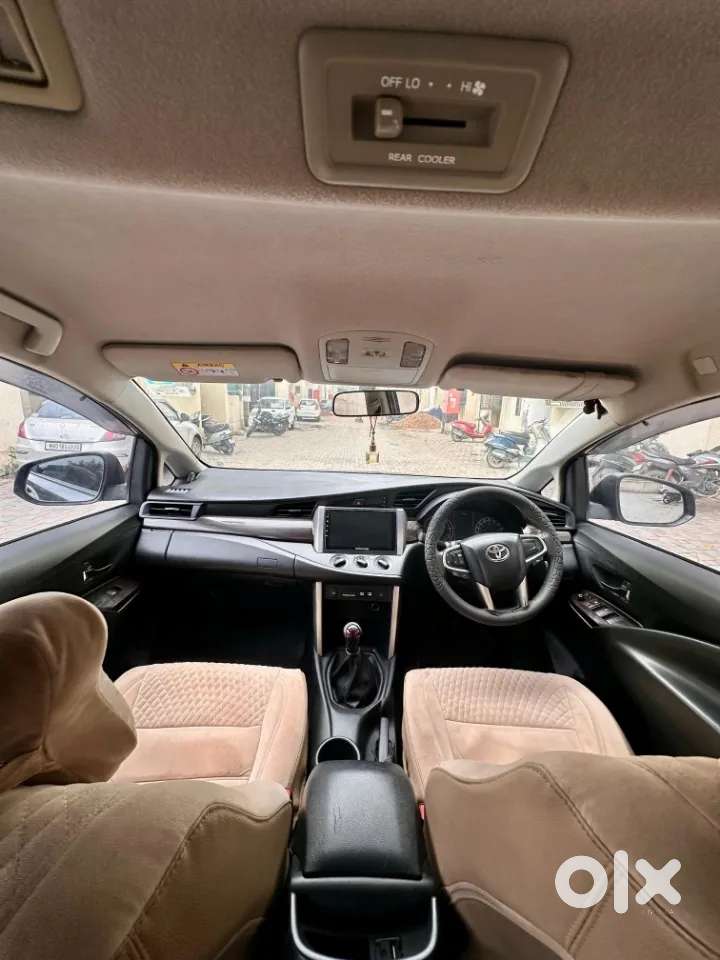 Toyota Innova Crysta 2.4 G Mt 7 Str, 2019, Diesel