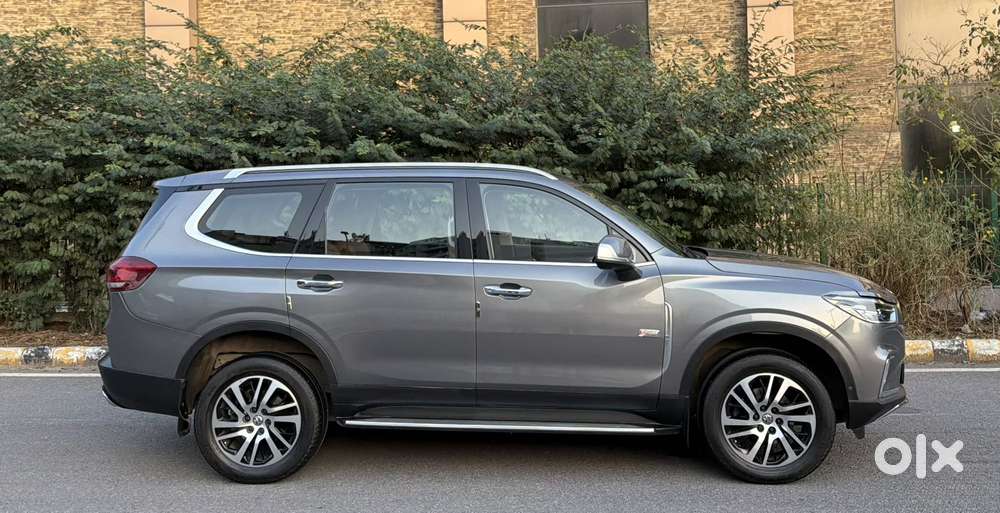 Mg Gloster Savvy 6 Seater, 2025, Diesel