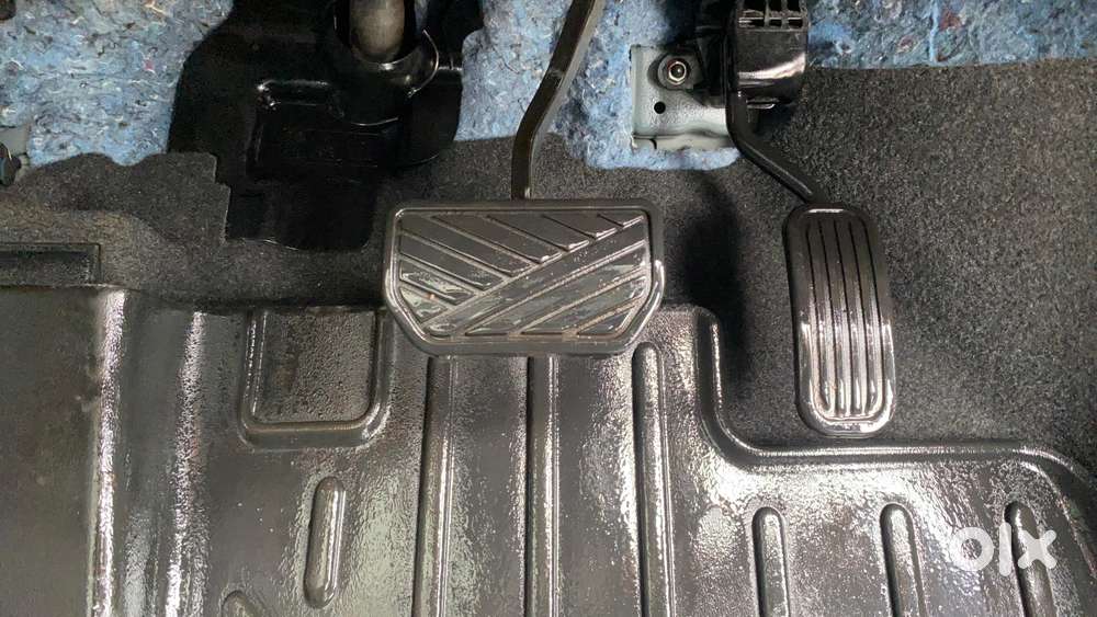 Maruti Suzuki Grand Vitara 1.5 Alpha Plus Intelligent Hybrid Ecvt, 2..