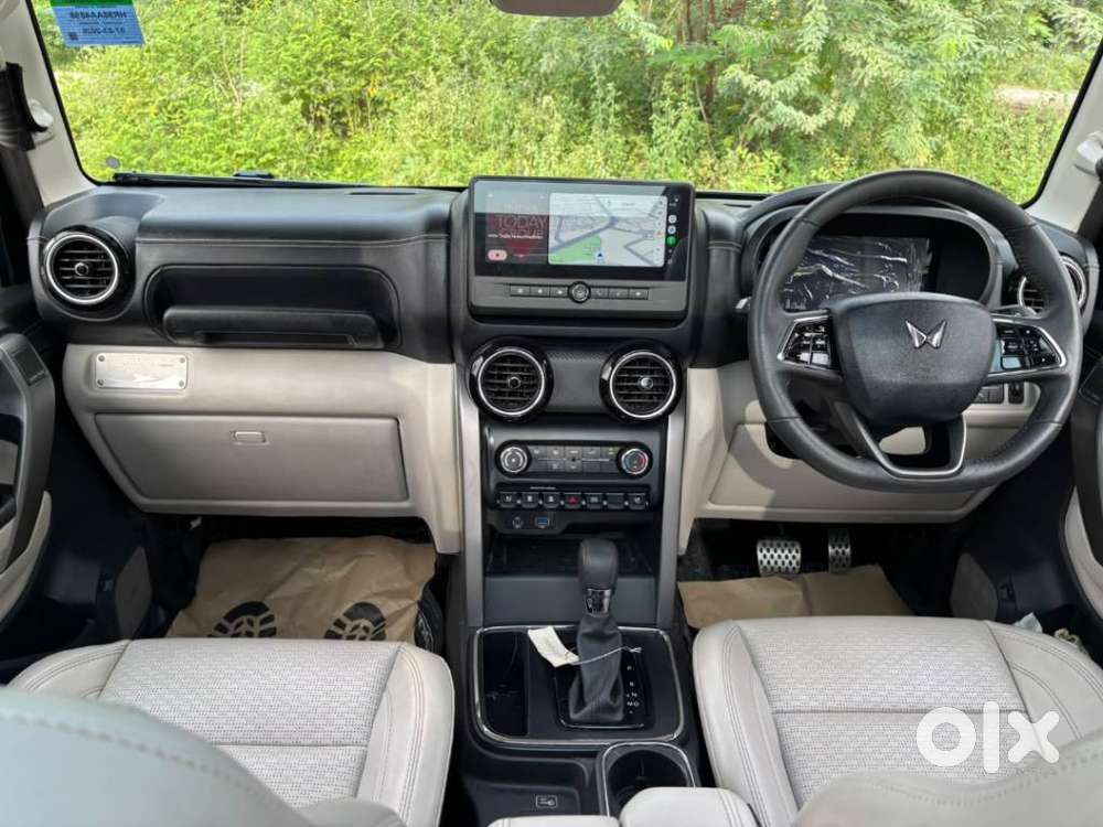 Mahindra Thar Roxx Ax7 L Petrol At 2wd, 2026, Petrol