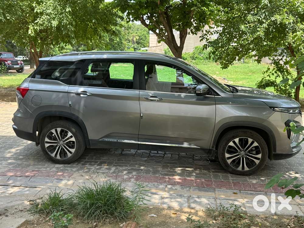 Mg Hector Plus Petrol 2022 - Top Model