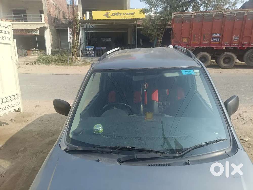 मस्त कंडीशन है पेट्रोल प्लस सीएनजी, Cng पेपर पर नहीं है