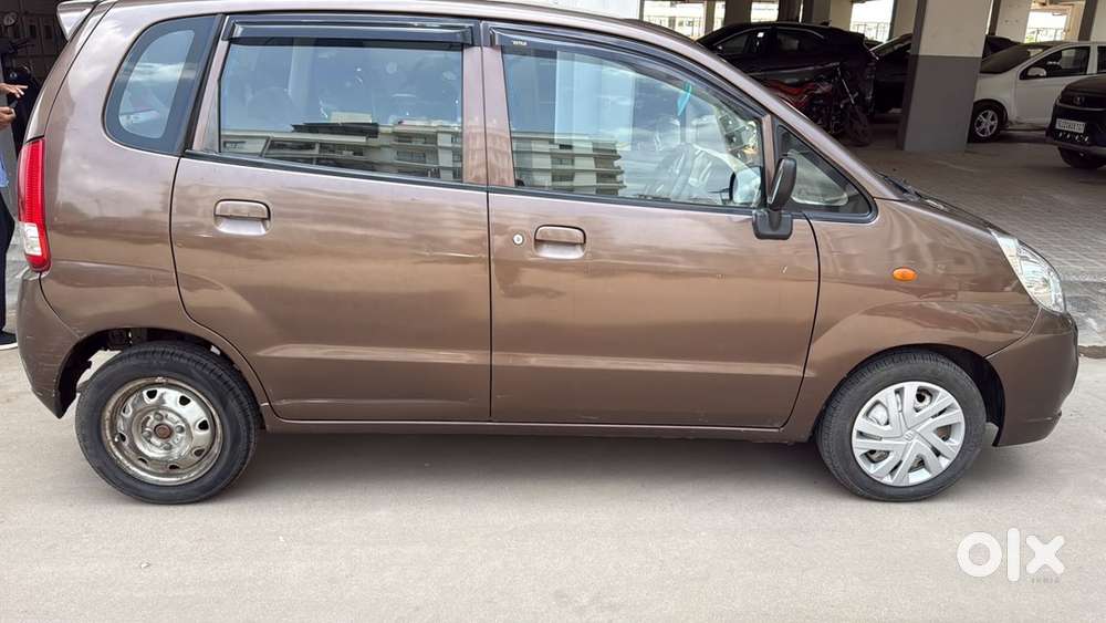 Maruti Suzuki Zen Estilo 2010