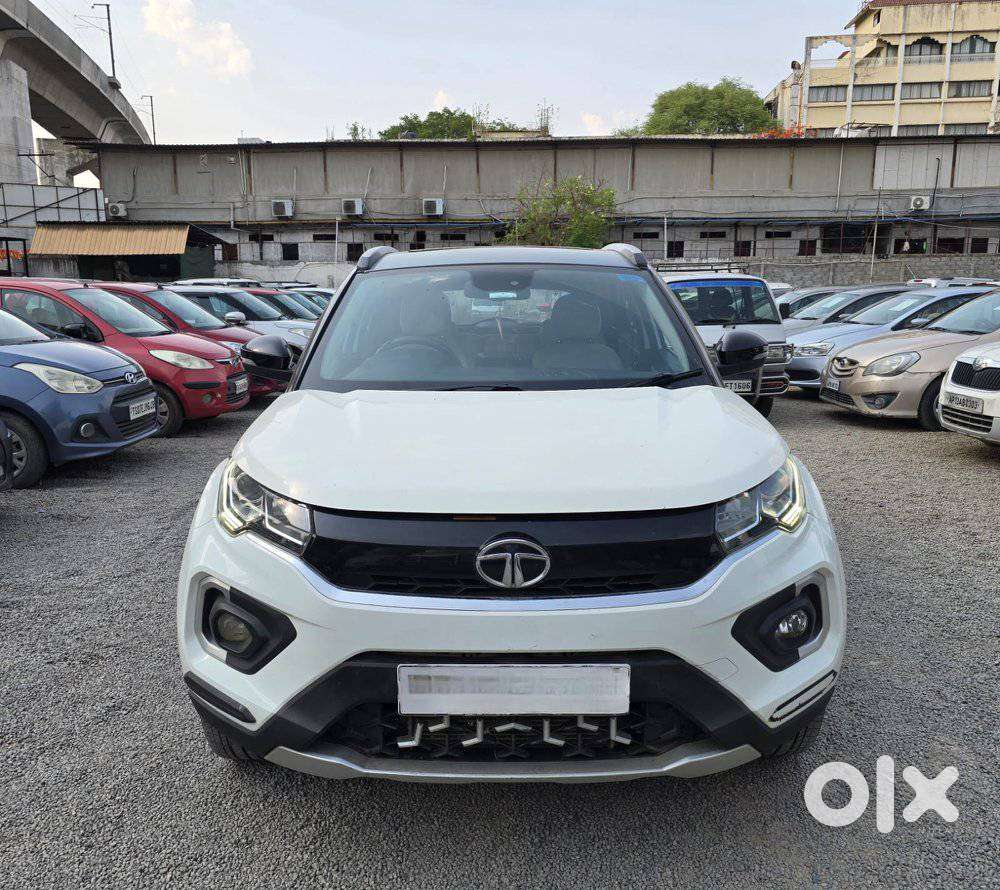 Tata Nexon Xz Plus Luxs, 2023, Petrol