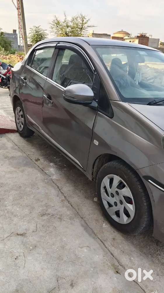 Honda Amaze 1.5 V 2015