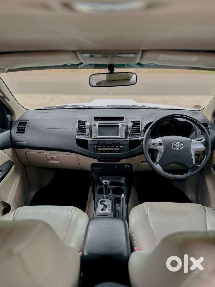 Toyota Fortuner 2011-2016 4x2 At, 2014, Diesel