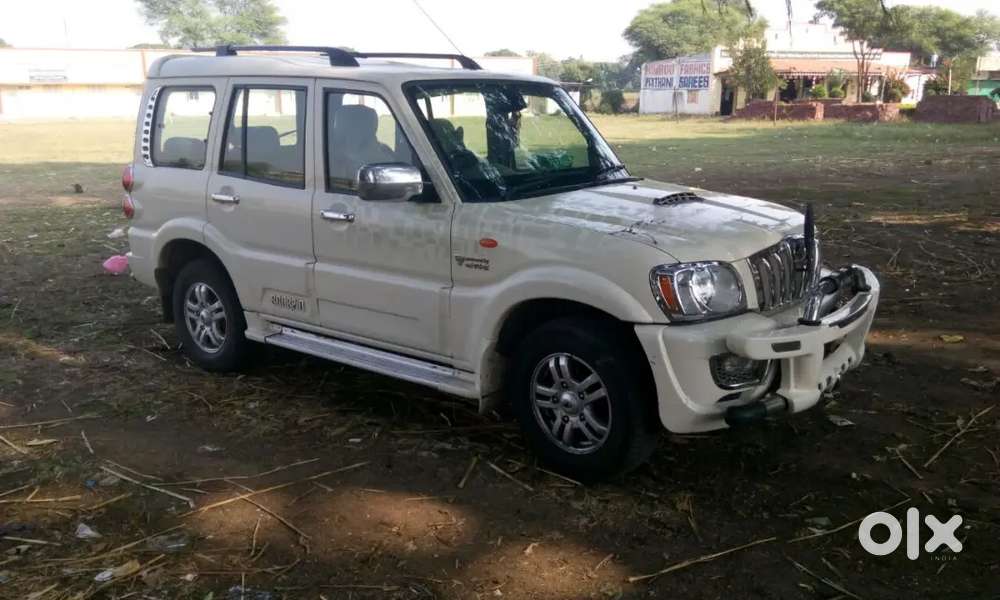 Mahindra Scorpio Vlx 2013