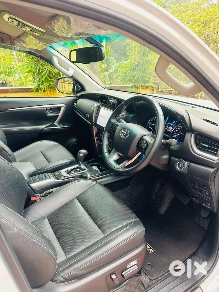 Toyota Fortuner 2022 Diesel 12000 Km Driven