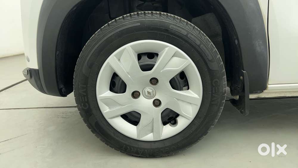 Renault Kwid 1.0 Rxt Amt, 2023, Petrol