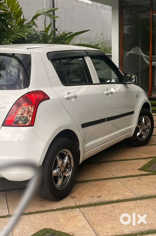 Swift Maruti 2010 Km Driven 13000