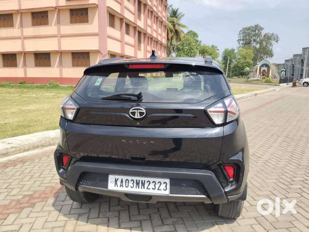 Tata Nexon Xz Plus (hs), 2022, Petrol