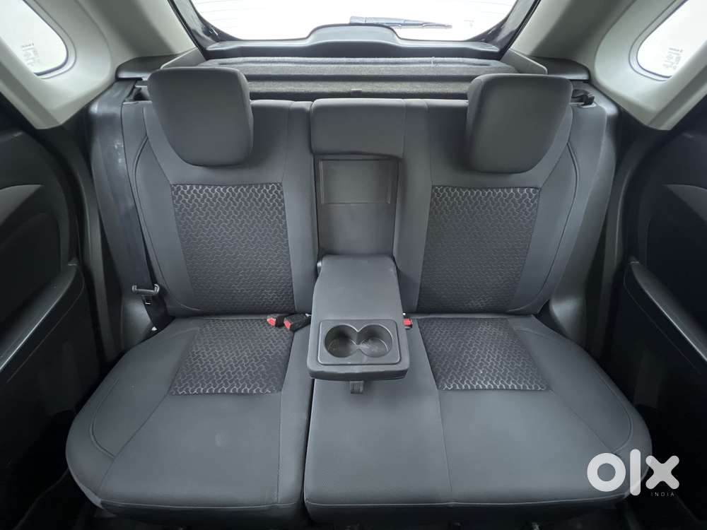 Maruti Suzuki Vitara Brezza Zdi+ Dual Tone Mt, 2016, Diesel