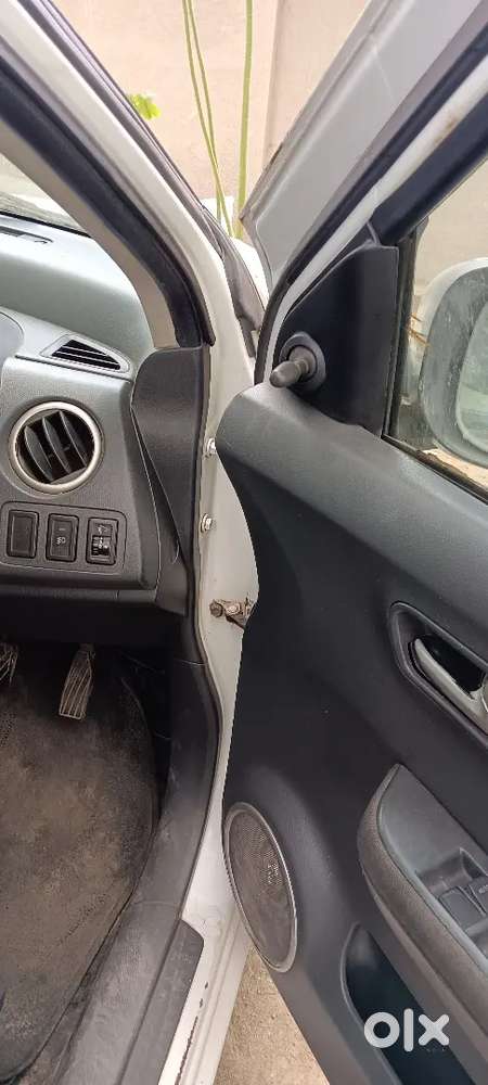 Maruti Suzuki Swift 2011 Diesel 85000 Km Driven