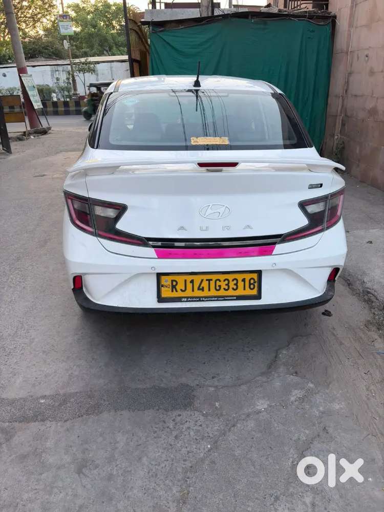 Hyundai Aura