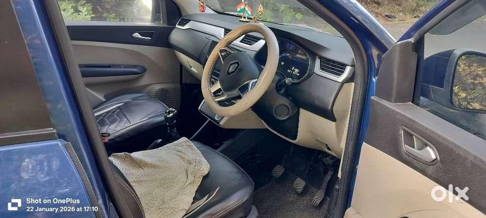 Renault Triber Rxz, 2023, Petrol