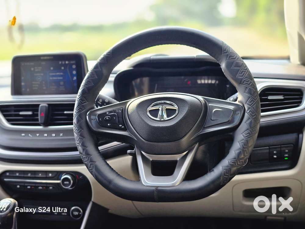 Tata Altroz Xz Plus (s) Icng, 2023, Cng & Hybrids