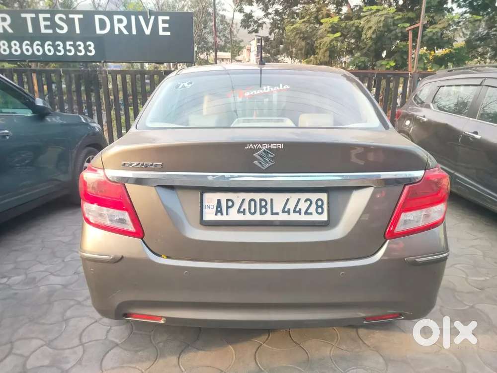 Maruti Suzuki Dzire 2023 Petrol 50400 Km Driven
