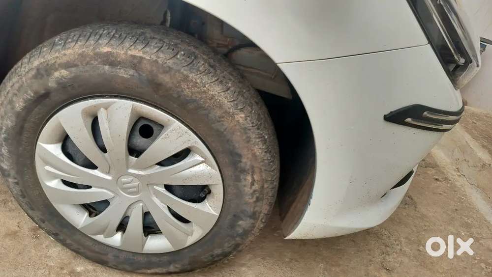 Maruti Suzuki Swift Vxi 2025
